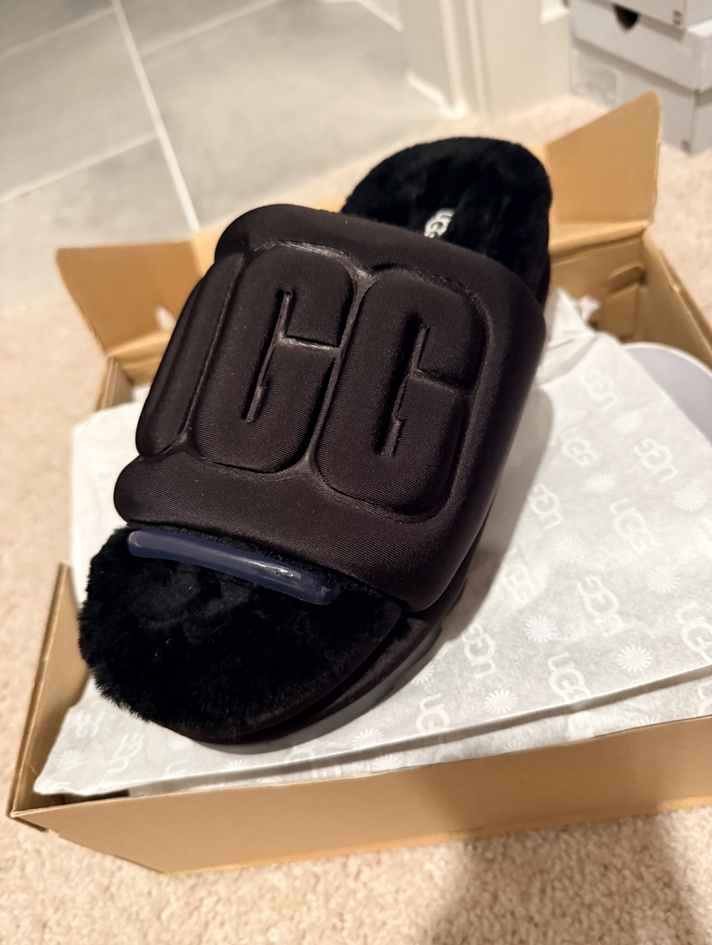 UGG Pierside Slide Maxi GRAPHIC Black Women's Size US 8 Slippers  NWT